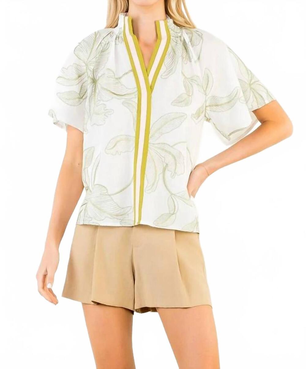 NEW THML leaf flutter blouse in white